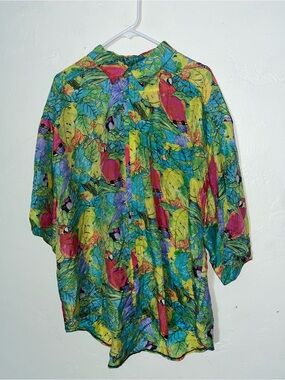 100% Silk Vintage CAFE Brand Tropical Parrot Print Short-Sleeve Shirt Multicolor